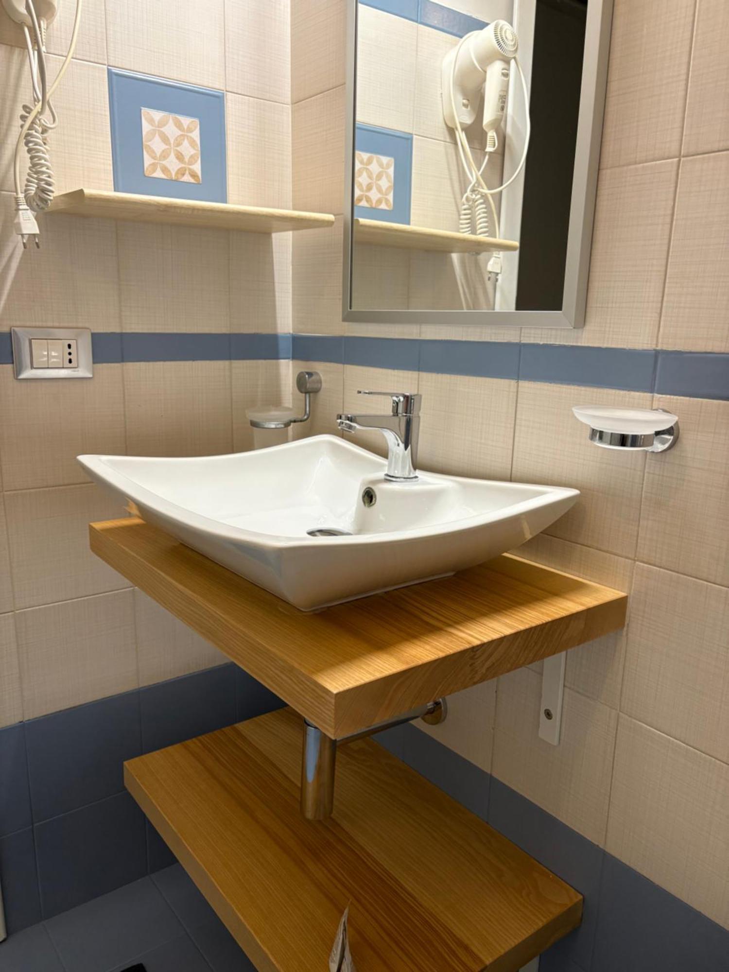 B&B Timpe Bianche Castelluzzo Buitenkant foto